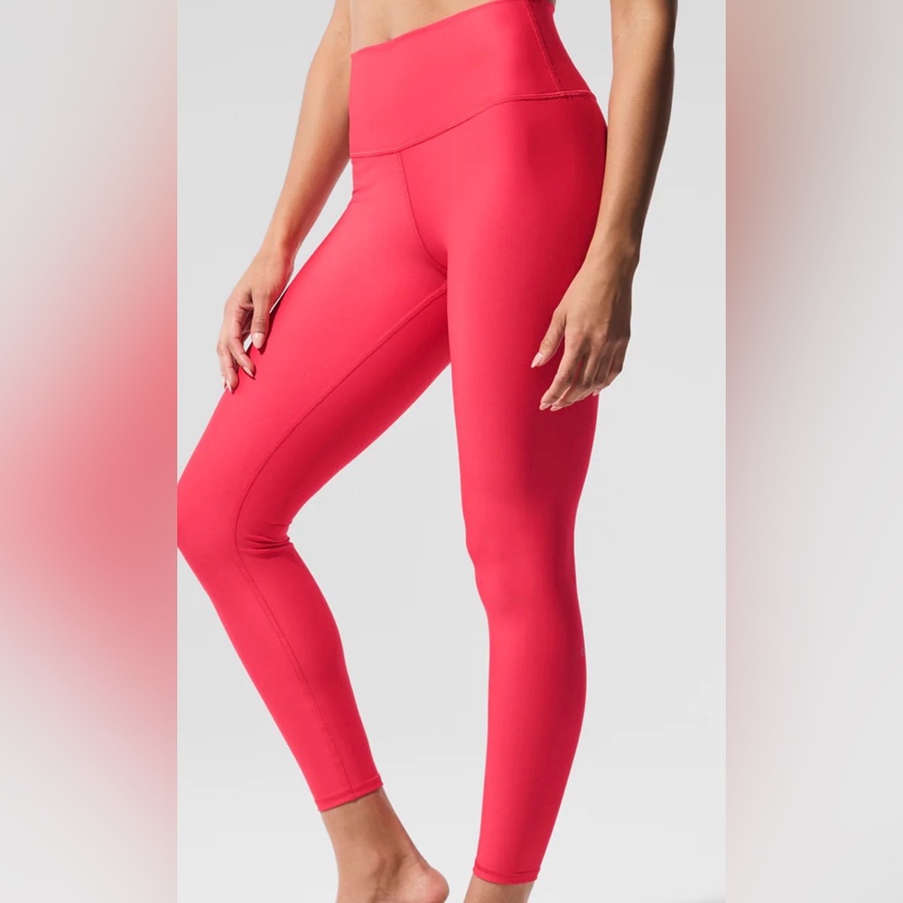 51. Alo Yoga 7/8 High-Waist Airlift Legging sz med